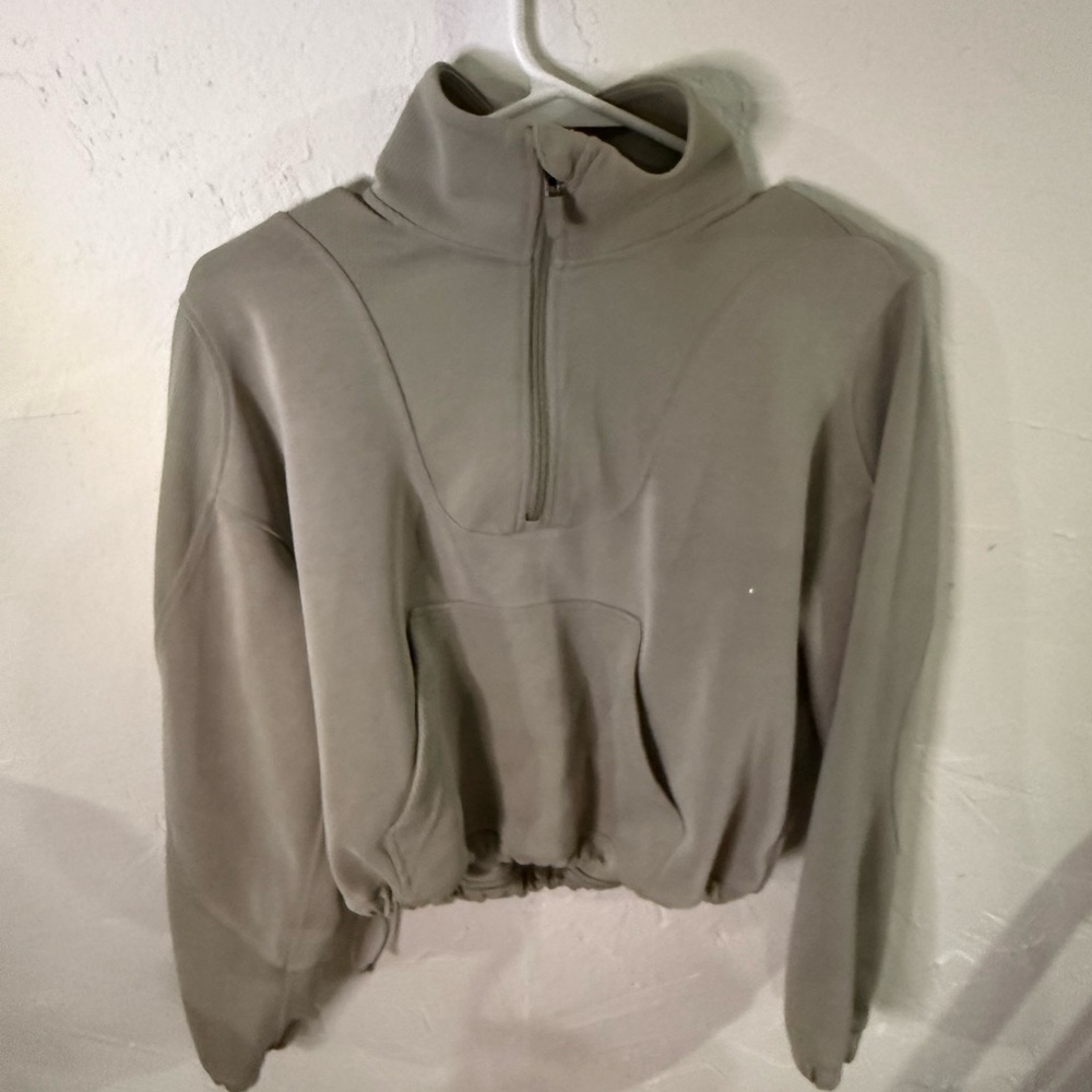 lululemon athletica Gray Quarter-Zip Top